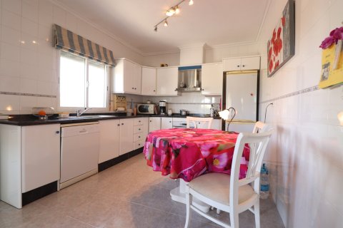 Finca till salu i Catral, Alicante, Spanien 3 sovrum, 110 kvm. Nr. 146612 - foto 5