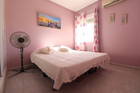 Finca till salu i Catral, Alicante, Spanien 3 sovrum, 110 kvm. Nr. 146612 - foto 11