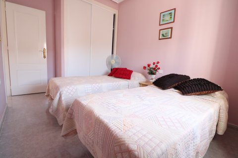 Finca till salu i Catral, Alicante, Spanien 3 sovrum, 110 kvm. Nr. 146612 - foto 8