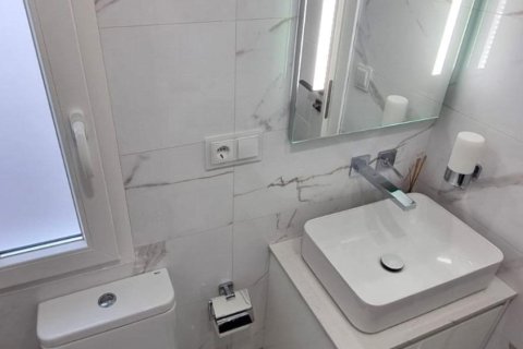 Продажа квартиры в Торревьеха, Аликанте, Испания 2 спальни, 89м2 №144029 - фото 14