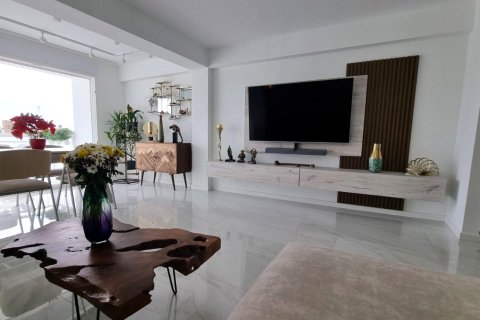 Продажа квартиры в Торревьеха, Аликанте, Испания 2 спальни, 89м2 №144029 - фото 2