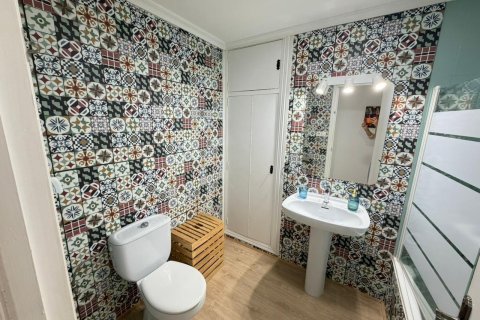 Apartamento en venta en Torrevieja, Alicante, España 2 dormitorios, 82 m2 No. 144033 - foto 13