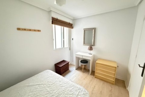 Apartamento en venta en Torrevieja, Alicante, España 2 dormitorios, 82 m2 No. 144033 - foto 15