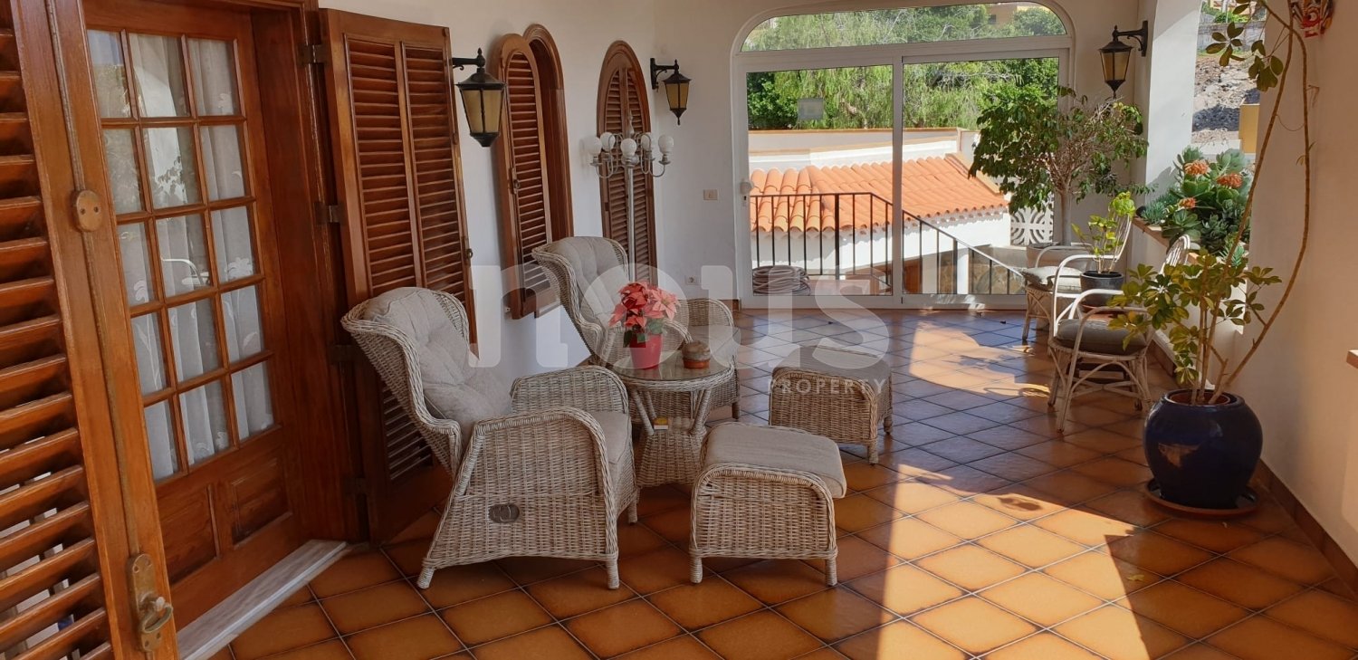 Villa in Callao Salvaje, Tenerife, Spain 8 bedrooms, 730 sq.m. No. 102916