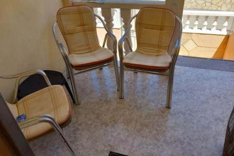 Tvåvåningslägenhet till salu i La Zenia, Alicante, Spanien 3 sovrum, 90 kvm. Nr. 194439 - foto 24