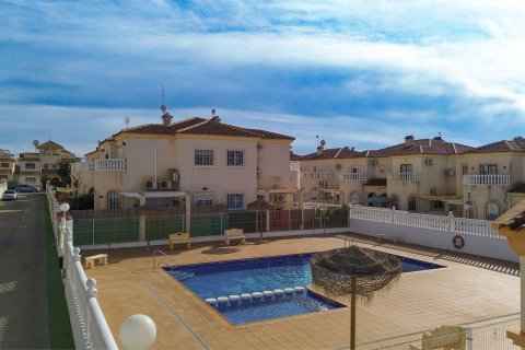 Hus till salu i Torrevieja, Alicante, Spanien 3 sovrum, 75 kvm. Nr. 194440 - foto 7