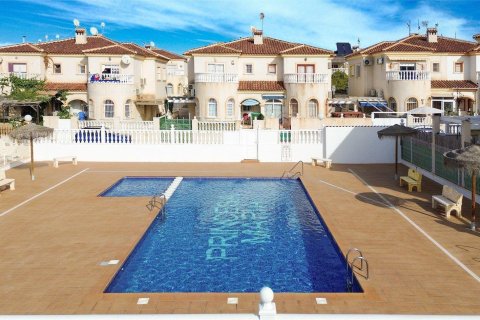 Hus till salu i Torrevieja, Alicante, Spanien 3 sovrum, 75 kvm. Nr. 194440 - foto 5