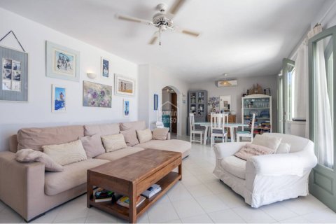 Villa for sale in Sant Lluis, Menorca, Spain 4 bedrooms, 150 sq.m. No. 181285 - photo 6