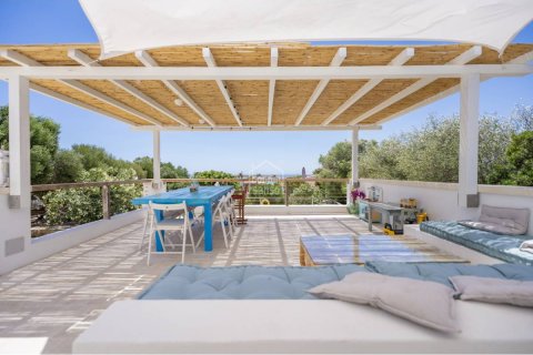 Villa for sale in Sant Lluis, Menorca, Spain 4 bedrooms, 150 sq.m. No. 181285 - photo 4