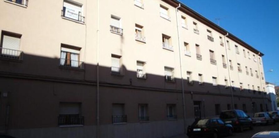 Wohnung in Vic, Barcelona, Spanien 3 Schlafzimmer, 61 m2 Nr. 191442