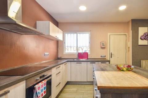 House à vendre à Sant Vicenc Dels Horts, Barcelona, Espagne, 3 chambres, 154 m2 No. 172019 - photo 15