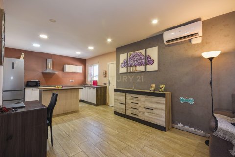 House à vendre à Sant Vicenc Dels Horts, Barcelona, Espagne, 3 chambres, 154 m2 No. 172019 - photo 12