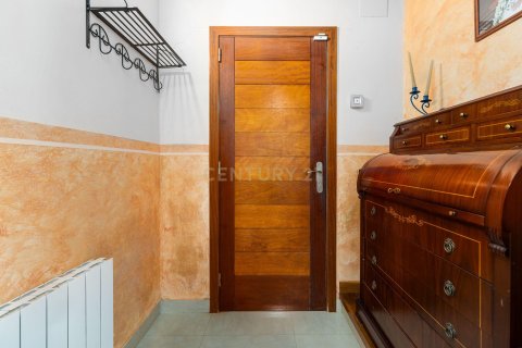 Talo myytävänä Palafolls, Barcelona, Espanja, 4 makuuhuonetta, 254 m2 No. 172021 - kuva 2