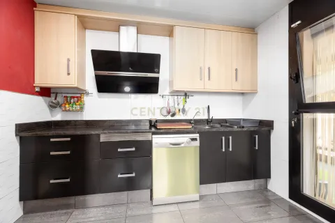 Talo myytävänä Palafolls, Barcelona, Espanja, 4 makuuhuonetta, 254 m2 No. 172021 - kuva 10