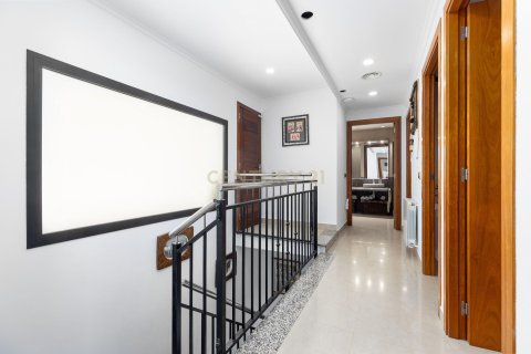 Talo myytävänä Palafolls, Barcelona, Espanja, 4 makuuhuonetta, 254 m2 No. 172021 - kuva 14