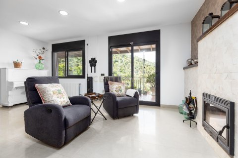 Talo myytävänä Palafolls, Barcelona, Espanja, 4 makuuhuonetta, 254 m2 No. 172021 - kuva 7