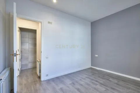 Māja pārdošanā Sabadell, Barcelona, Spānijā 4 istabas, 216 m2 Nr. 172018 - attēls 12