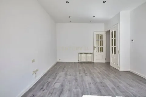Māja pārdošanā Sabadell, Barcelona, Spānijā 4 istabas, 216 m2 Nr. 172018 - attēls 5
