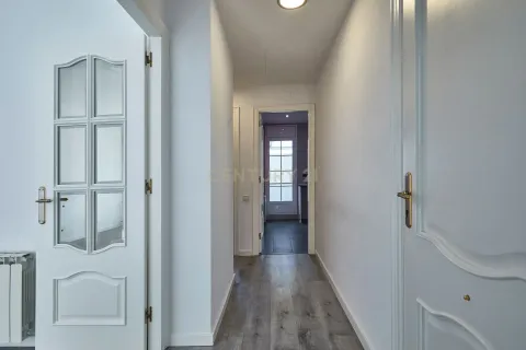 Māja pārdošanā Sabadell, Barcelona, Spānijā 4 istabas, 216 m2 Nr. 172018 - attēls 4
