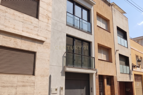 Apartament w Sabadell, Barcelona, Hiszpania 4 sypialnie, 182 mkw. nr 172017 – zdjęcie 2