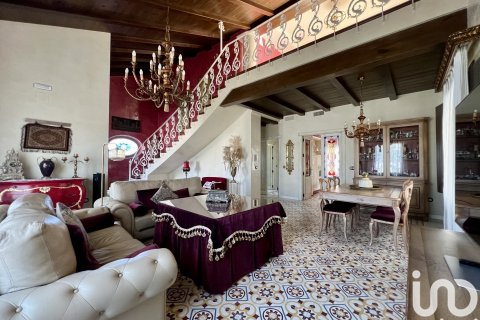 Продажа дома в Лепе, Уэльва, Испания 6 спален, 376м2 №154132 - фото 8