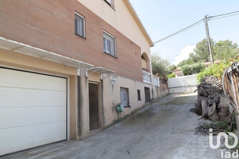 Dom w Castellgali, Barcelona, Hiszpania 4 sypialnie, 232 mkw. nr 154131 – zdjęcie 3