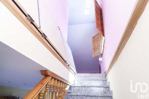 Dom w Castellgali, Barcelona, Hiszpania 4 sypialnie, 232 mkw. nr 154131 – zdjęcie 16