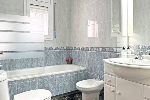 Hus till salu i Abrera, Barcelona, Spanien 4 sovrum, 783 kvm. Nr. 154133 - foto 21