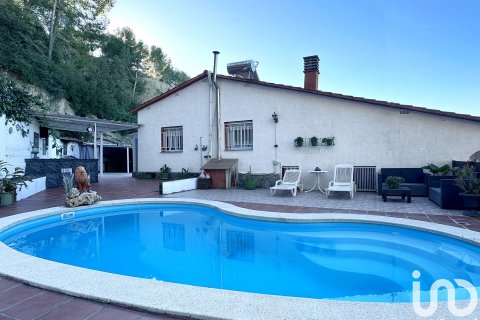 Hus till salu i Abrera, Barcelona, Spanien 4 sovrum, 783 kvm. Nr. 154133 - foto 12