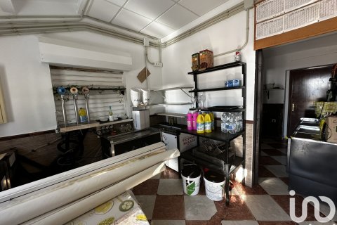 Commercial property for sale in La Antilla, Huelva, Spain 4 bedrooms, 189 sq.m. No. 154128 - photo 6