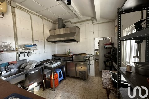 Commercial property for sale in La Antilla, Huelva, Spain 4 bedrooms, 189 sq.m. No. 154128 - photo 7