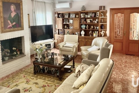 Casa in vendita a La Pobla de Farnals, Valencia, Spagna 9 camere da letto, 280 mq. N° 154130 - foto 8