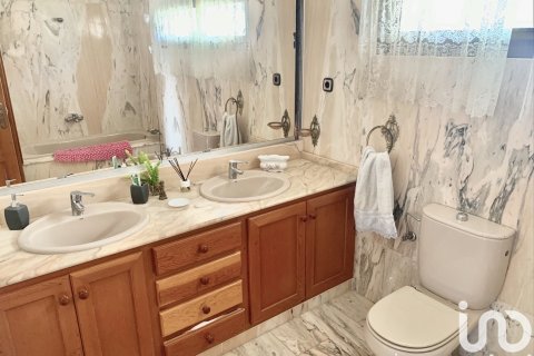 Casa in vendita a La Pobla de Farnals, Valencia, Spagna 9 camere da letto, 280 mq. N° 154130 - foto 3