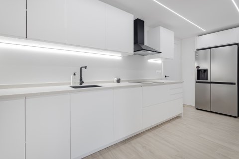 Apartment à vendre Les Corts (L'escala), Girona, Espagne, 4 chambres, 153 m2 No. 139175 - photo 8