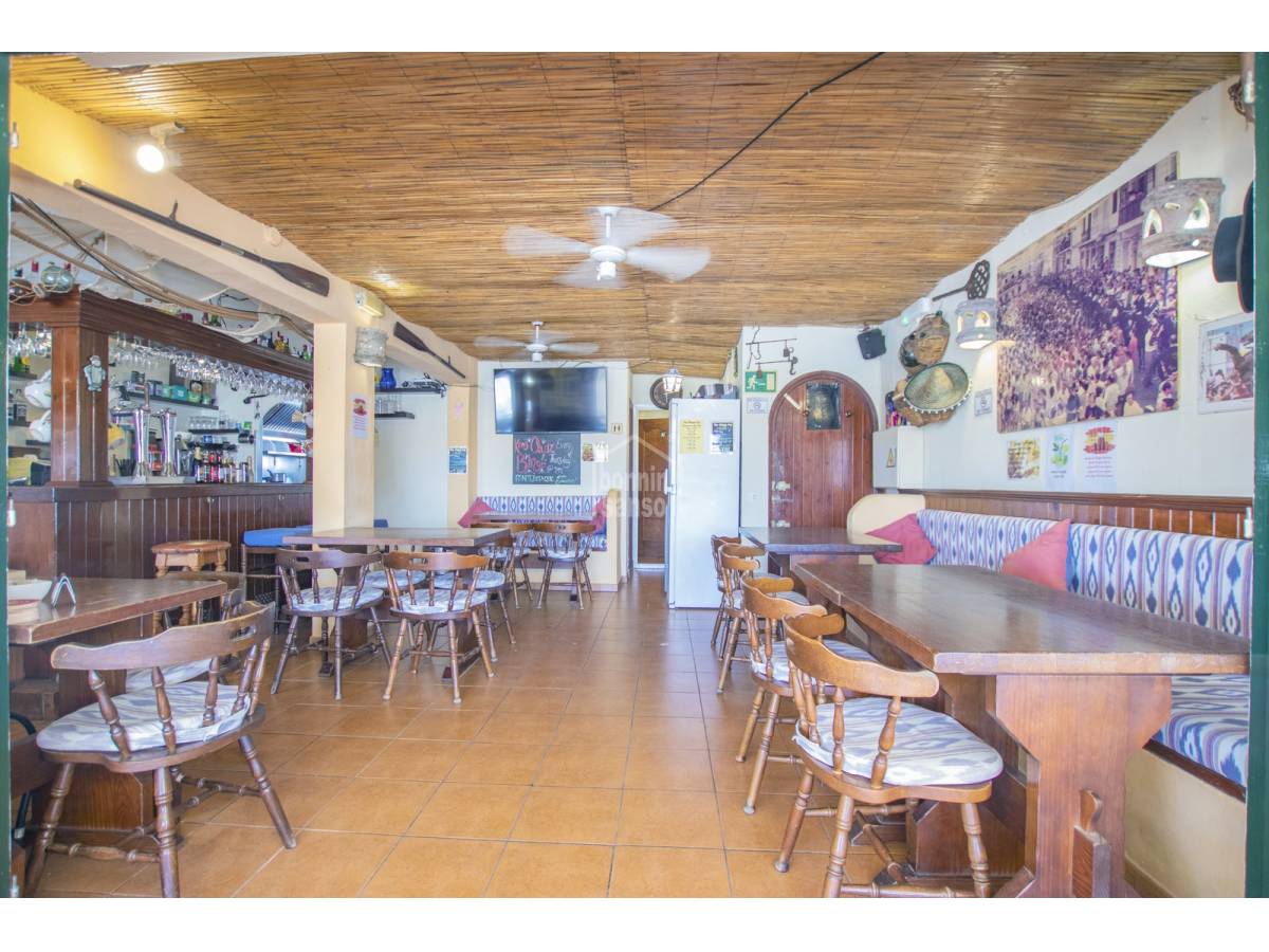 Cafe / restaurant à Cala'n Porter, Menorca, Espagne 104 m2 No. 65465