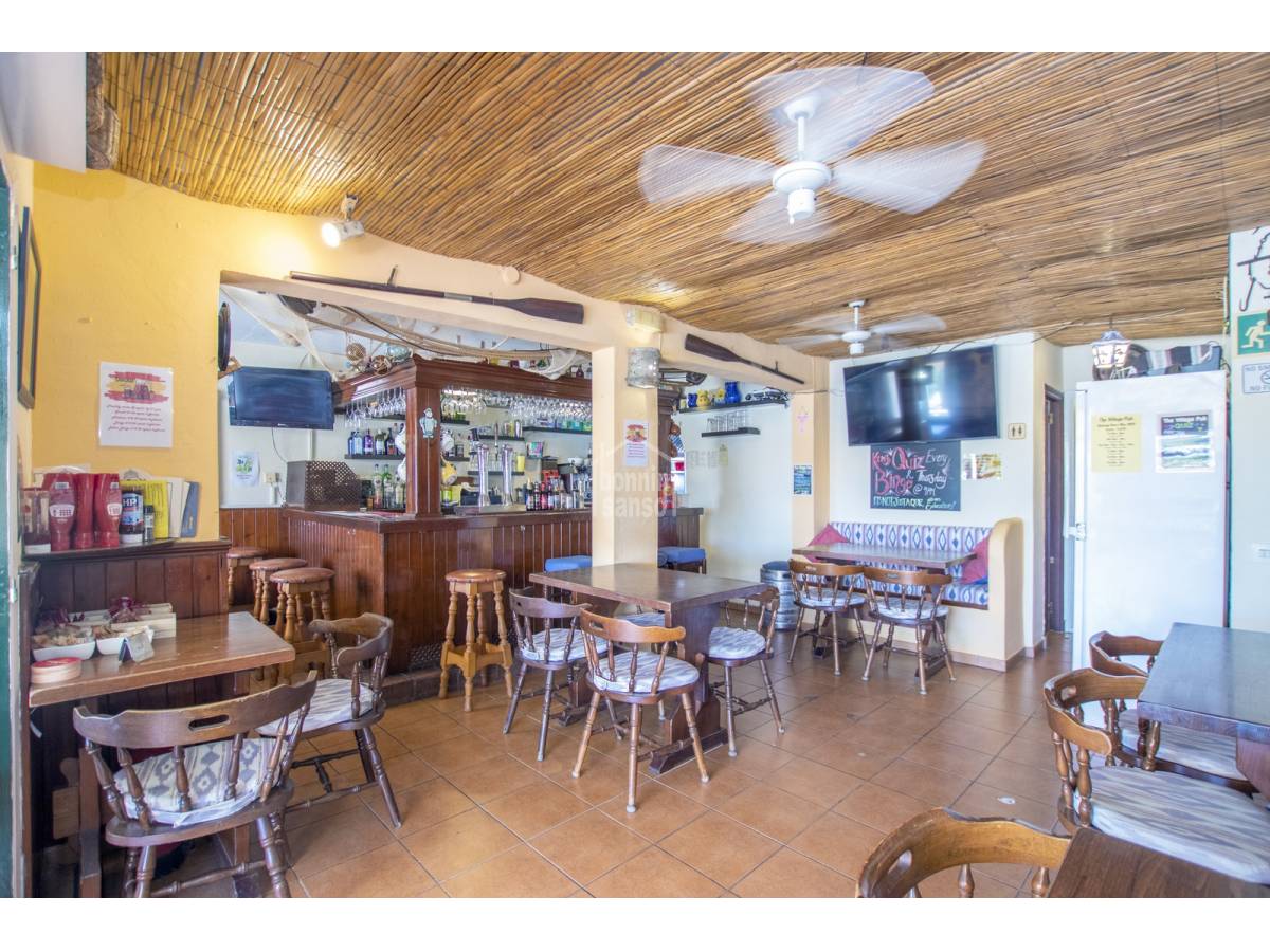 Cafe / restaurant à Cala'n Porter, Menorca, Espagne 104 m2 No. 65465