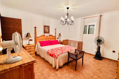 Huvila myytävänä Orihuela, Alicante, Espanja, 5 makuuhuonetta, 201 m2 No. 194257 - kuva 15
