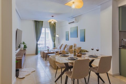 Wohnung zum Verkauf in Torrevieja, Alicante, Spanien 3 Schlafzimmer, 84 m2 Nr. 194255 - Foto 4