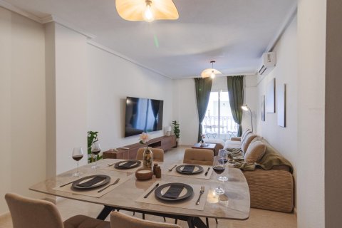 Wohnung zum Verkauf in Torrevieja, Alicante, Spanien 3 Schlafzimmer, 84 m2 Nr. 194255 - Foto 3
