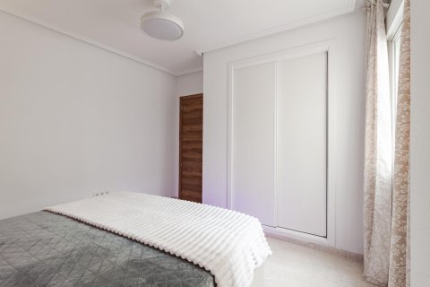 Wohnung zum Verkauf in Torrevieja, Alicante, Spanien 3 Schlafzimmer, 84 m2 Nr. 194255 - Foto 19