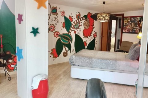 Kaupunkipientalo myytävänä Torrevieja, Alicante, Espanja, 3 makuuhuonetta, 257 m2 No. 194256 - kuva 22