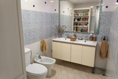 Kaupunkipientalo myytävänä Torrevieja, Alicante, Espanja, 3 makuuhuonetta, 257 m2 No. 194256 - kuva 24