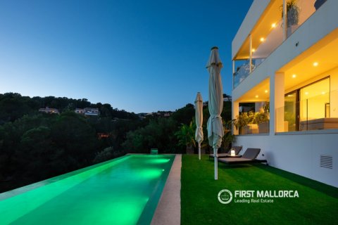 Huvila myytävänä Costa D'en Blanes, Mallorca, Espanja, 4 makuuhuonetta, 372 m2 No. 178131 - kuva 2