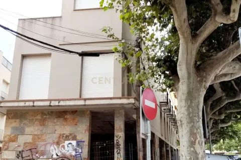 Commercial property for sale in Arenys de Munt, Barcelona, Spain 616 sq.m. No. 167185 - photo 8