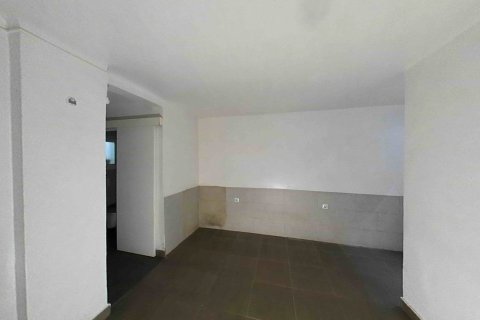 Apartment for sale in Barcelona, Spain 6 bedrooms, 103 sq.m. No. 167182 - photo 12