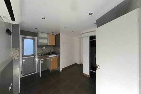 Apartment in Barcelona, Spain 6 bedrooms, 103 sq.m. No. 167182