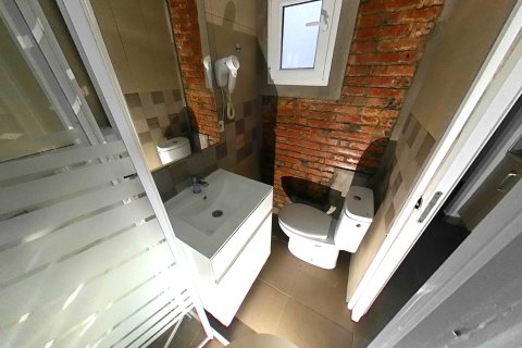 Apartment for sale in Barcelona, Spain 6 bedrooms, 103 sq.m. No. 167182 - photo 20
