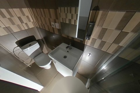 Apartment for sale in Barcelona, Spain 6 bedrooms, 103 sq.m. No. 167182 - photo 16