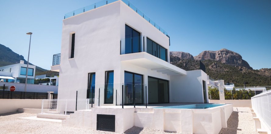 Casa a Polop, Alicante, Spagna 3 camere da letto, 159 mq. N° 95680