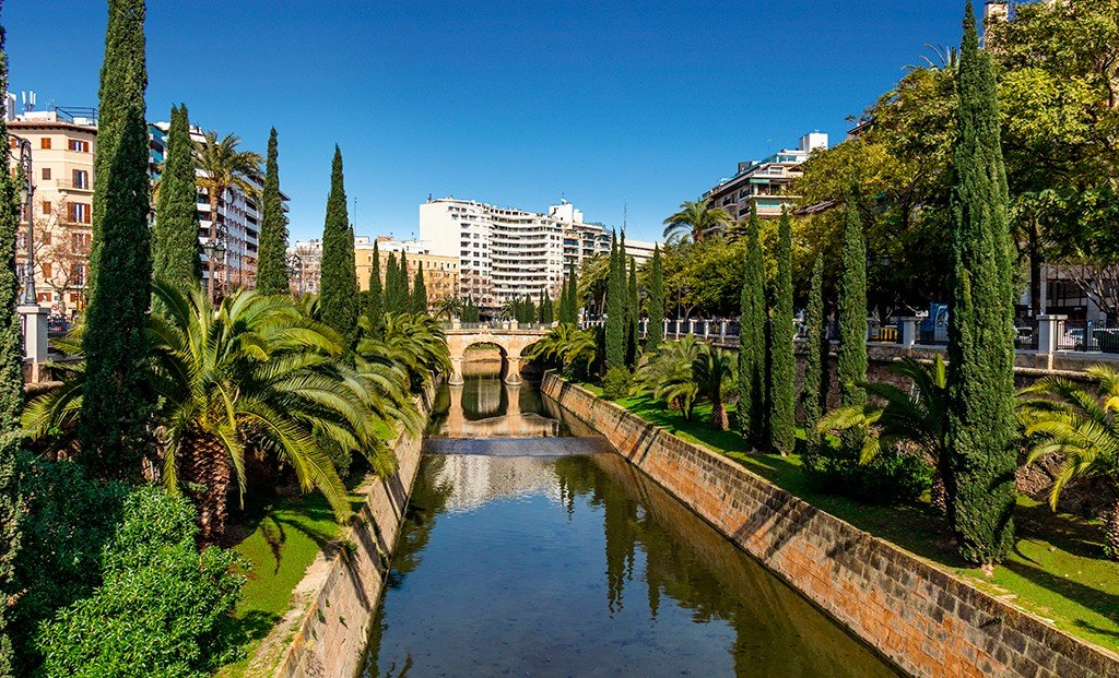 Apartment in Palma de Majorca, Mallorca, Spain 3 bedrooms, 107 sq.m. No. 192402